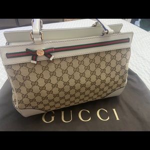 Gucci gg Mayfair bag
